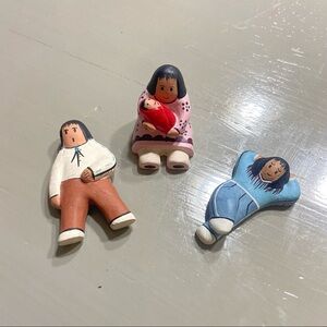 Vtg Lot of 3 Native American Pueblo Southwest Mini People Figurines